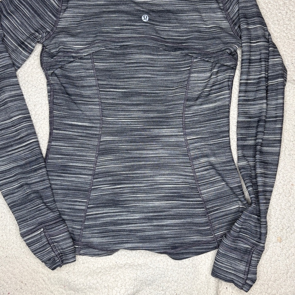 Lululemon Black and Gray Striped Zippered Hoodie: Size 6 - Picture 7 of 9